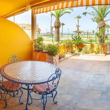 Acogedor Apartamento En Primera Linea De Playa Tarifa Exterior photo