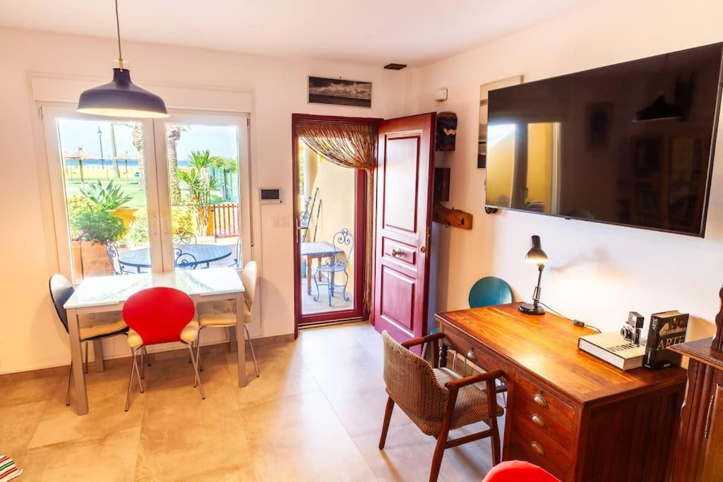 Acogedor En Primera Linea De Playa Apartment *